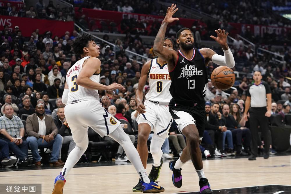 并不单靠球 并不单靠球