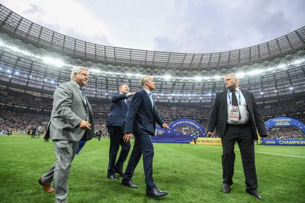 引领新一代 引领新一代