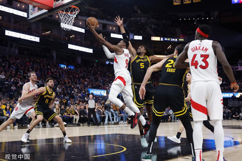 荷兰中场为 荷兰中场为