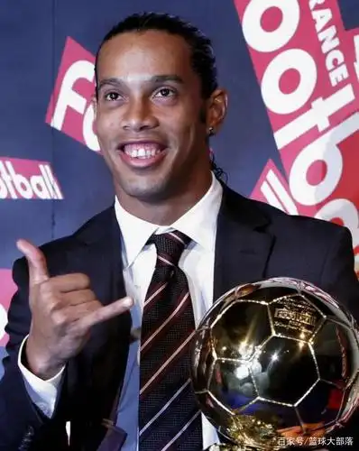 迟到的二度HWG，罗马诺：汉茨科3000万欧+奖金转会马竞.